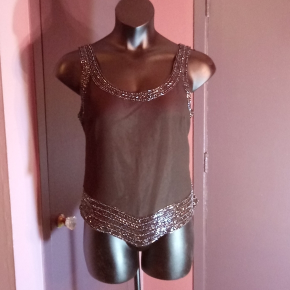 J Laxmi , 2 Piece - Picture 4 of 5